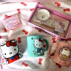 Hello Kitty bundle